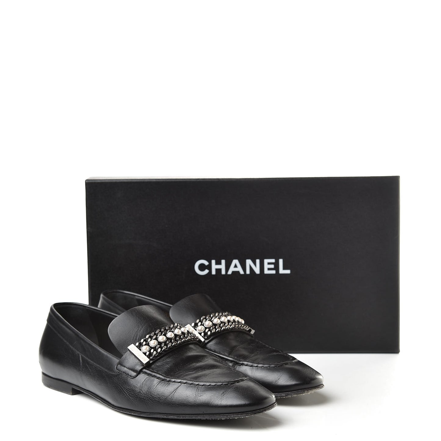 Calfskin Pearl CC Mocassin Loafers 40.5 Black