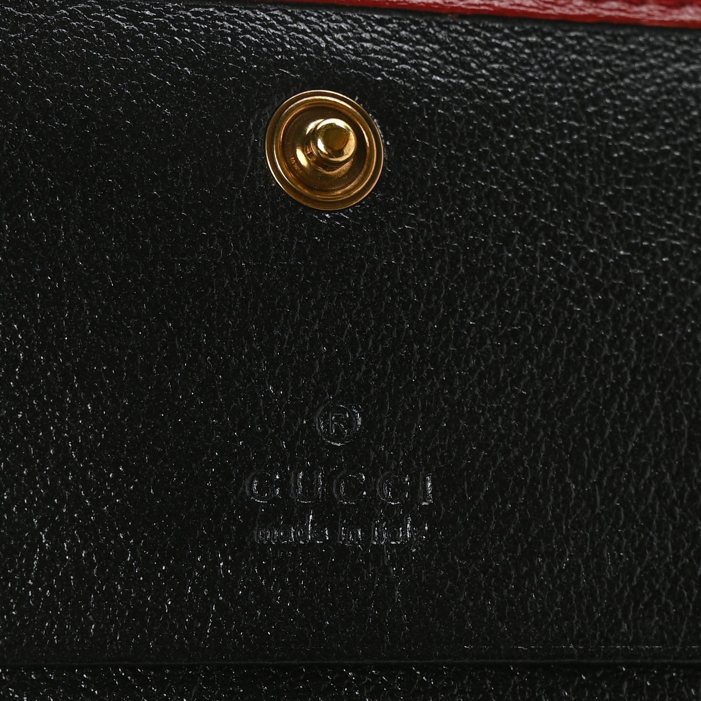 Vintage Effect Calfskin Matelasse Diagonal Torchon GG Marmont Card Case Wallet Black Romantic Cherry