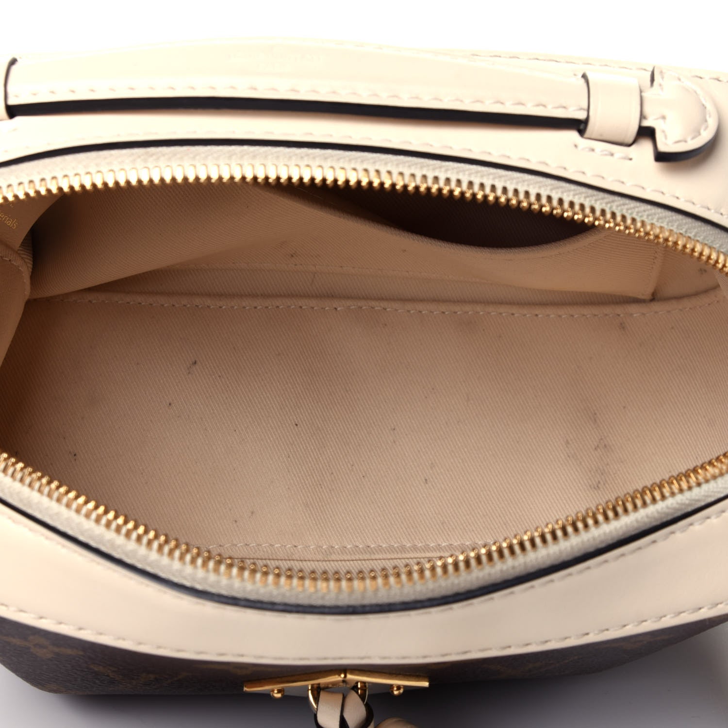 Louis Vuitton Monogram Saintonge Creme 5 of 12