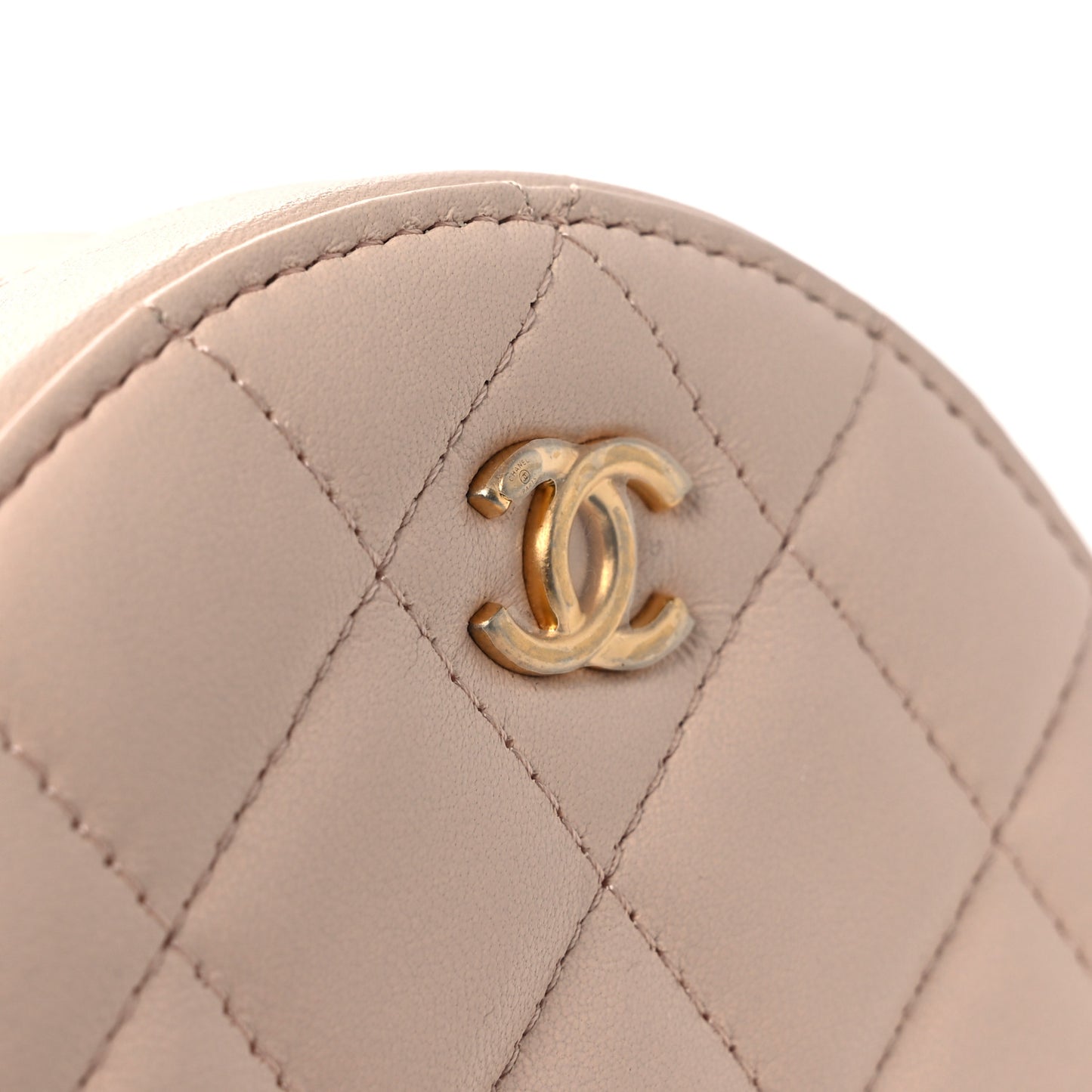 Lambskin Quilted Round Pearl Crush Clutch With Chain Pink