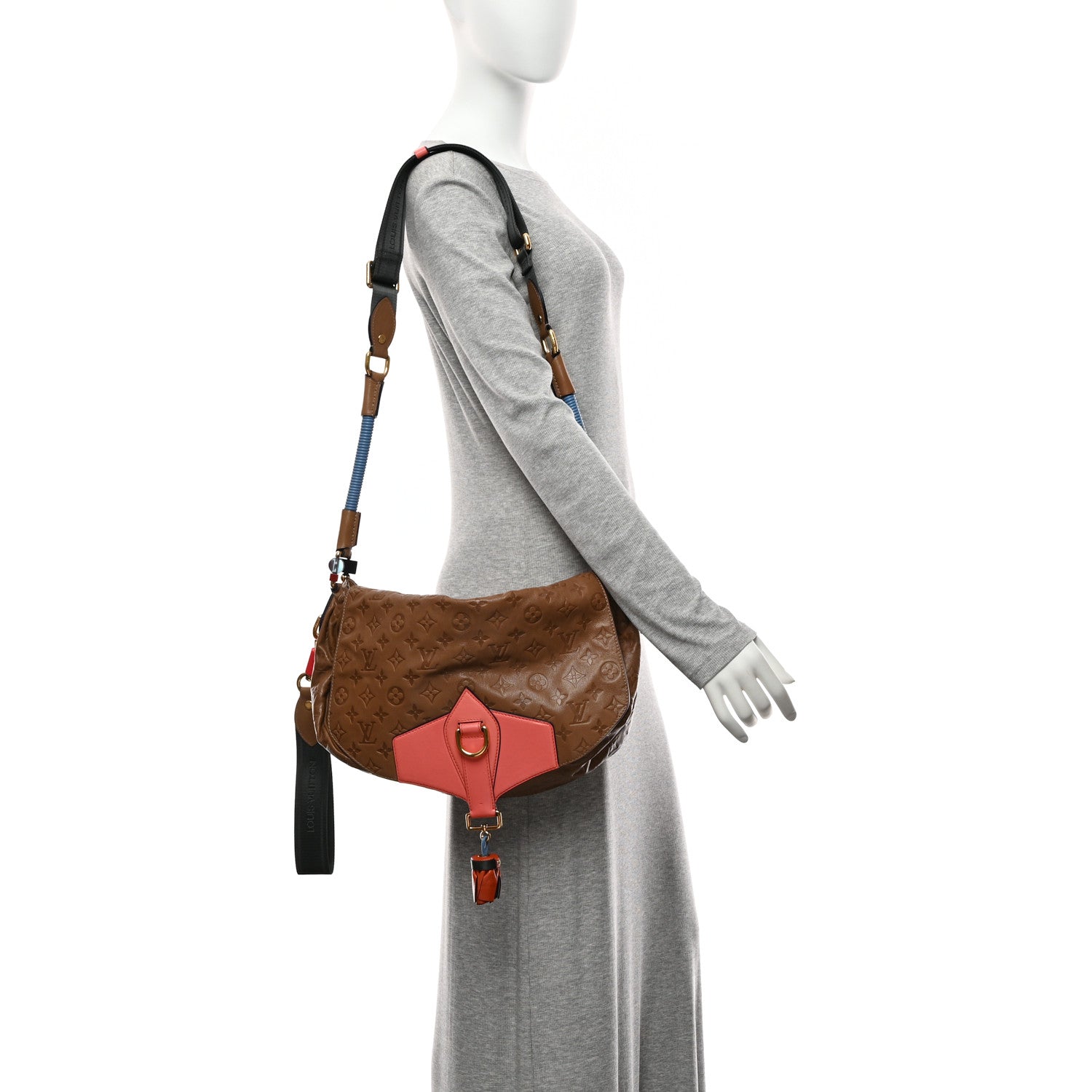 Louis Vuitton Monogram Underground Messenger Mastic 2 of 10