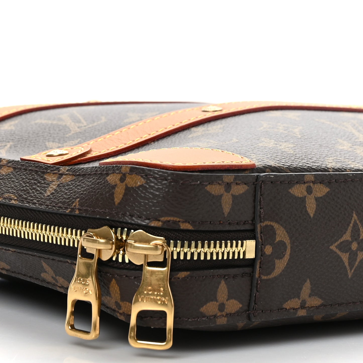 Monogram Soft Trunk Messenger MM