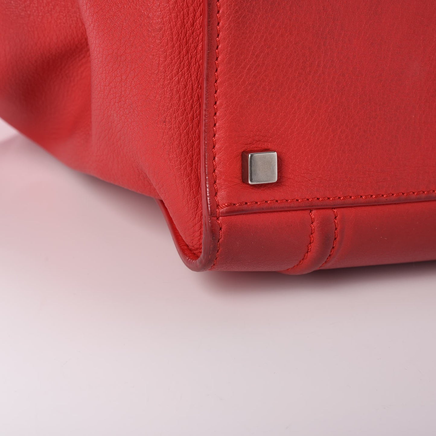 Supple Calfskin Medium Phantom Luggage Vermillion