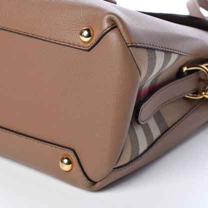 Burberry Derby Calfskin House Check Medium Camberley Dark Sand 9 of 9