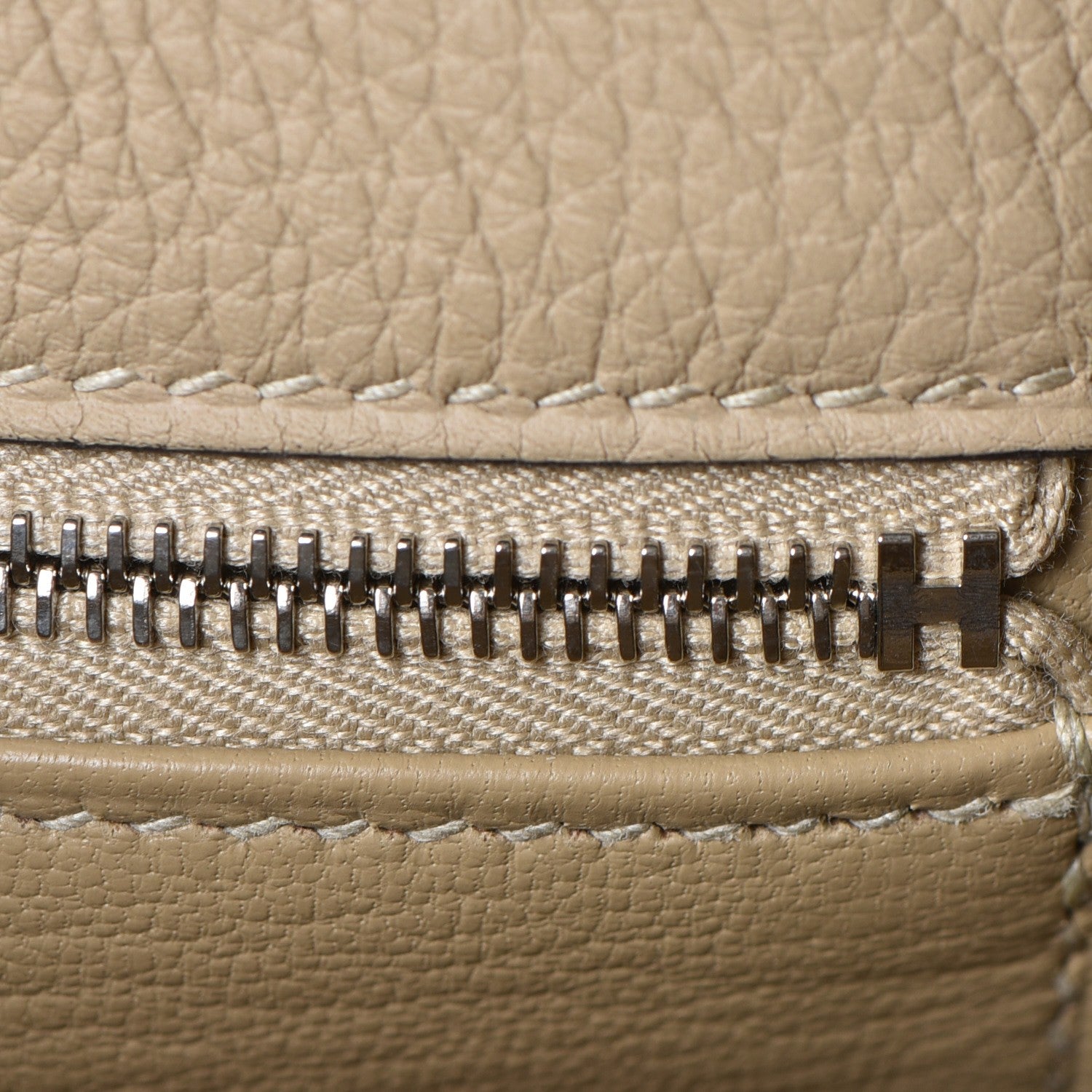 Hermes Togo Kelly Retourne 32 Trench 16 of 40