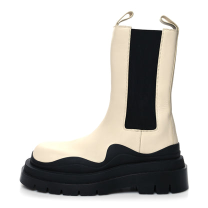 Bottega Veneta Calfskin The Tire Chelsea Boots 40 Sea Salt Black 1 of 7