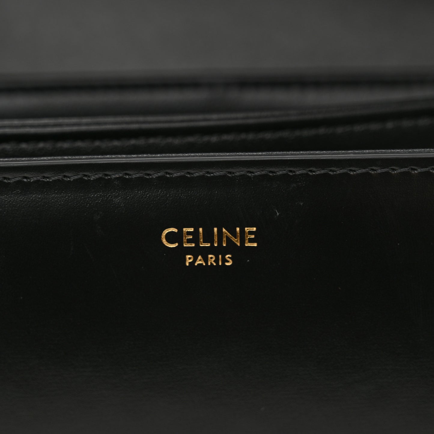 Shiny Calfskin Medium Triomphe Black