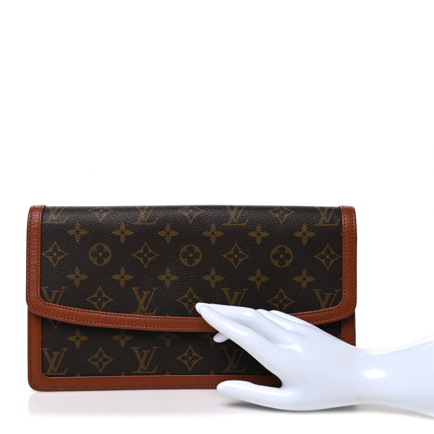 Louis Vuitton Monogram Pochette Dame 29 2 of 6