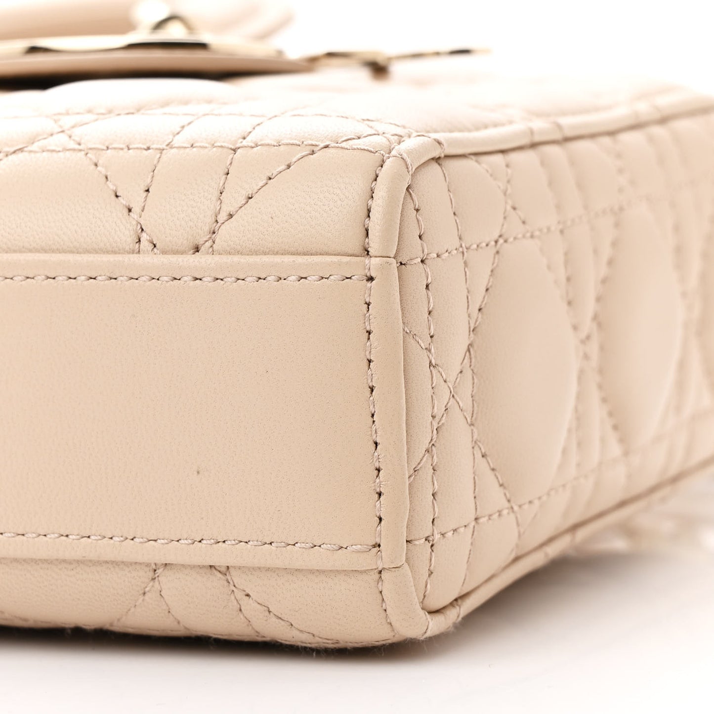 Lambskin Cannage Medium Lady D-Joy Beige Aesthetic