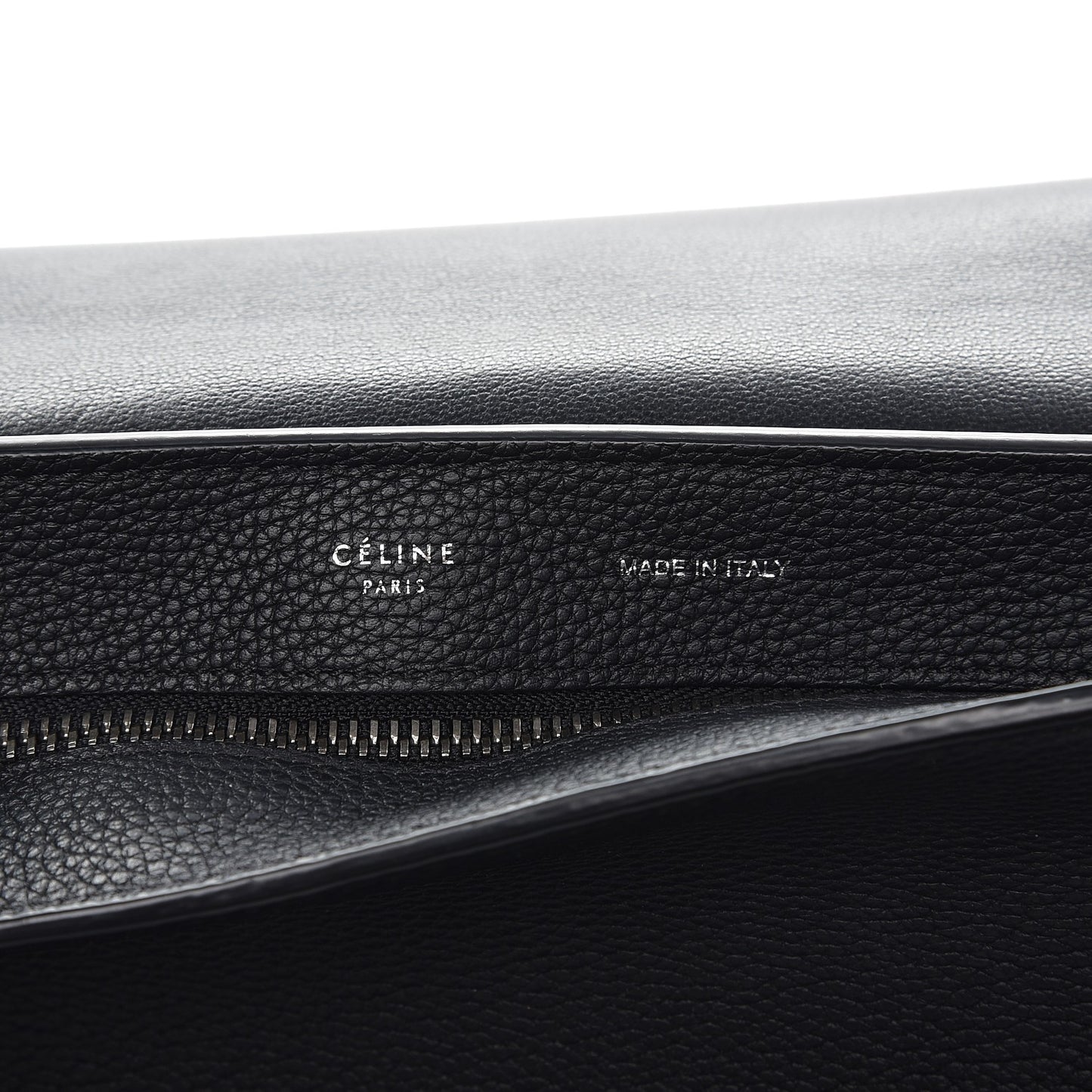 Drummed Calfskin Suede Medium Trapeze Black