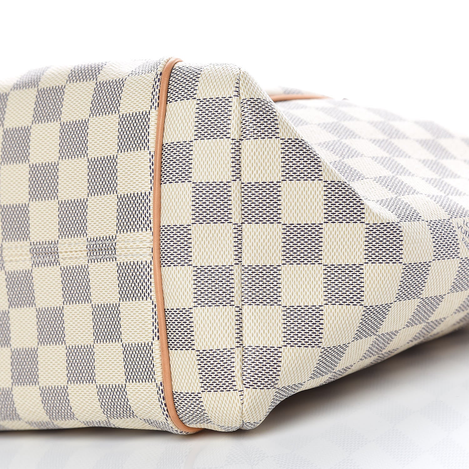 Louis Vuitton Damier Azur Totally MM 6 of 9