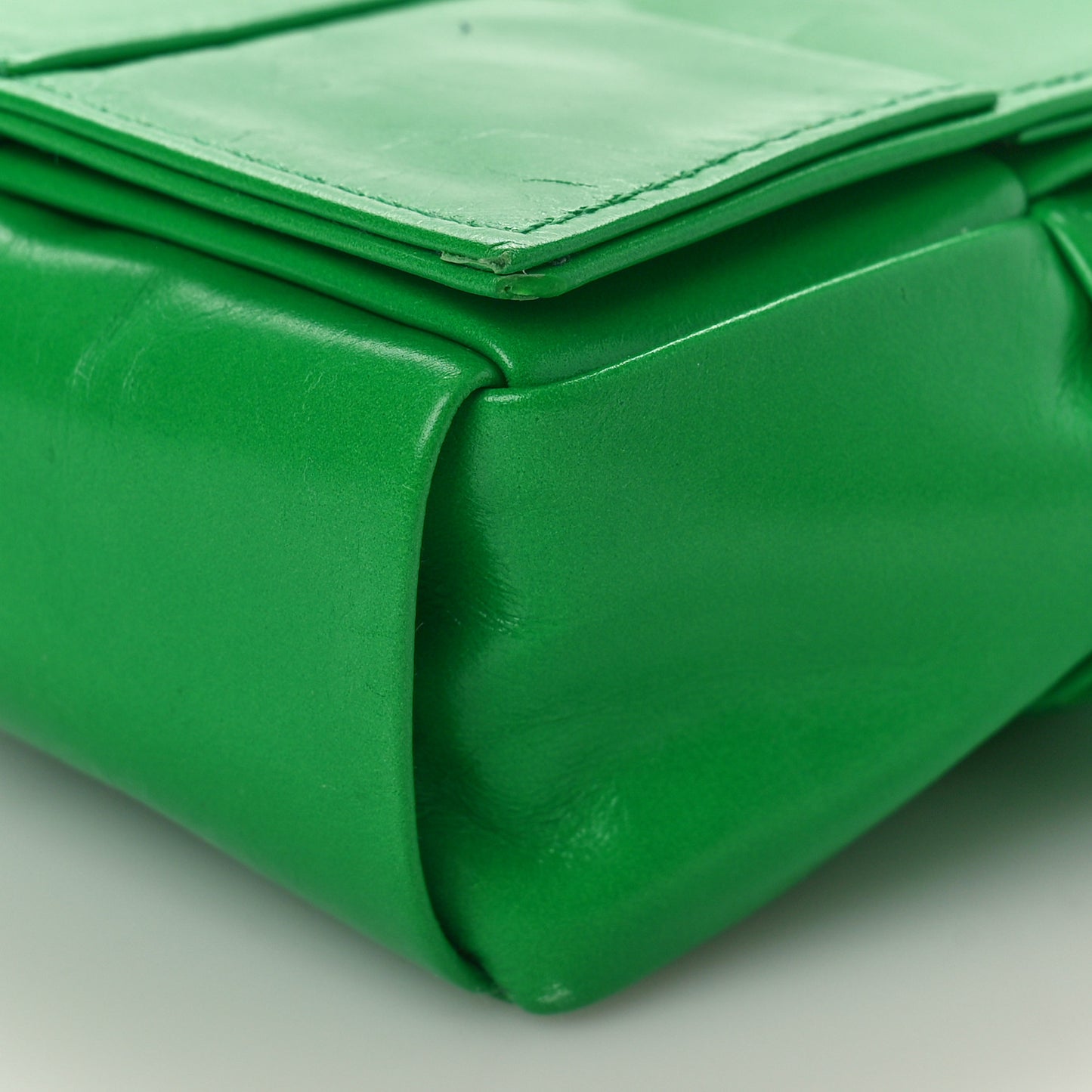 Paper Calfskin Intreccio Cassette Belt Bag Parakeet