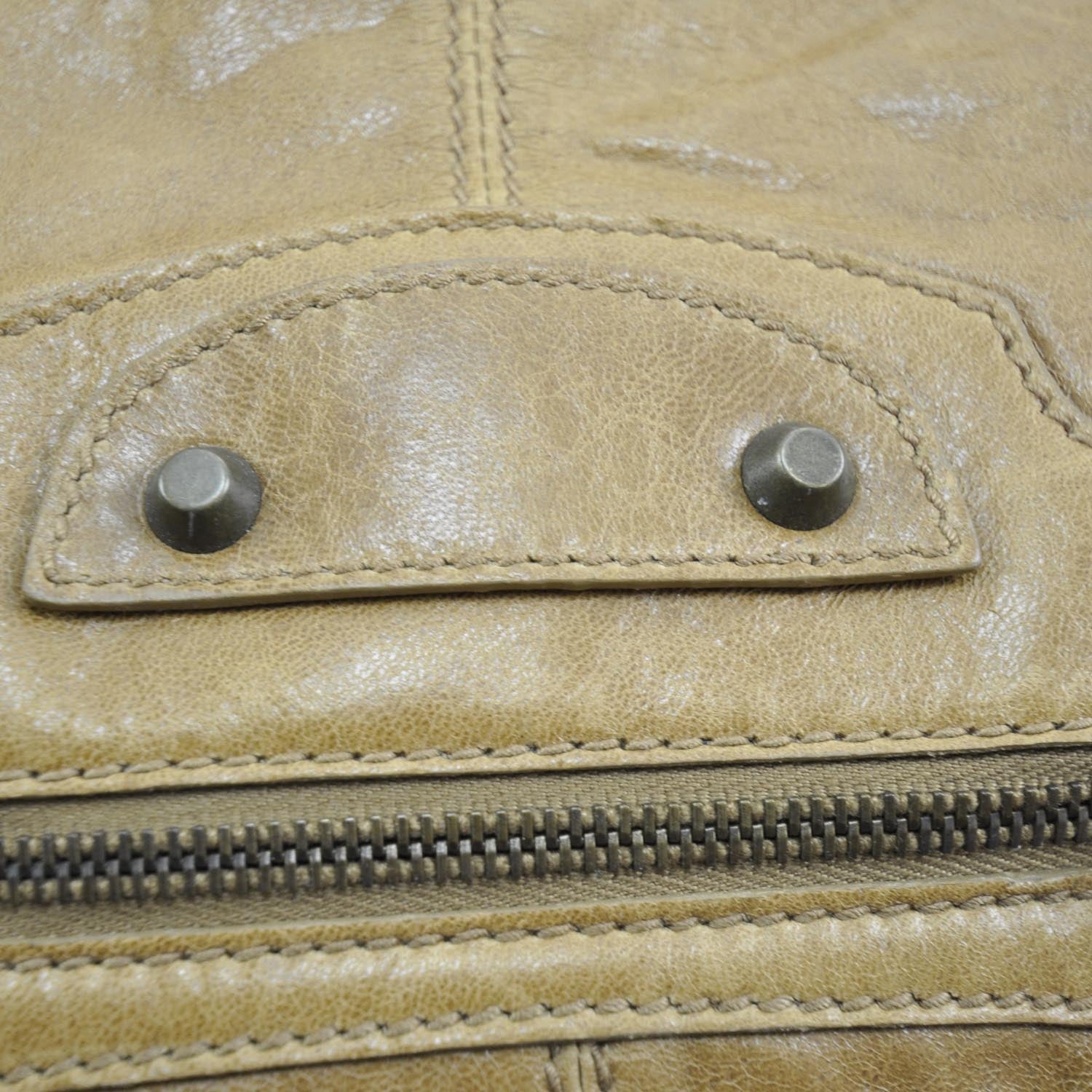 Balenciaga Chevre Weekender Caramel 10 of 10