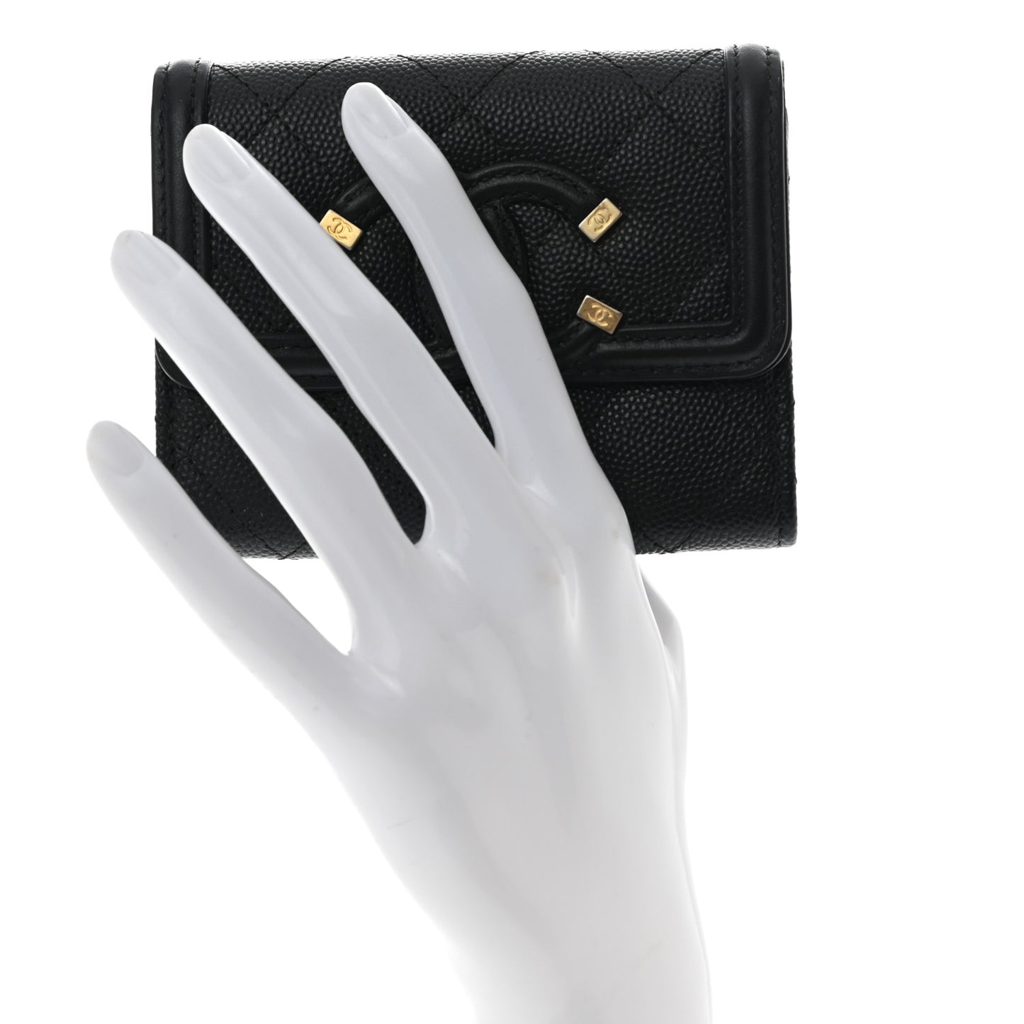 Caviar Quilted Medium Filigree Flap Wallet Black