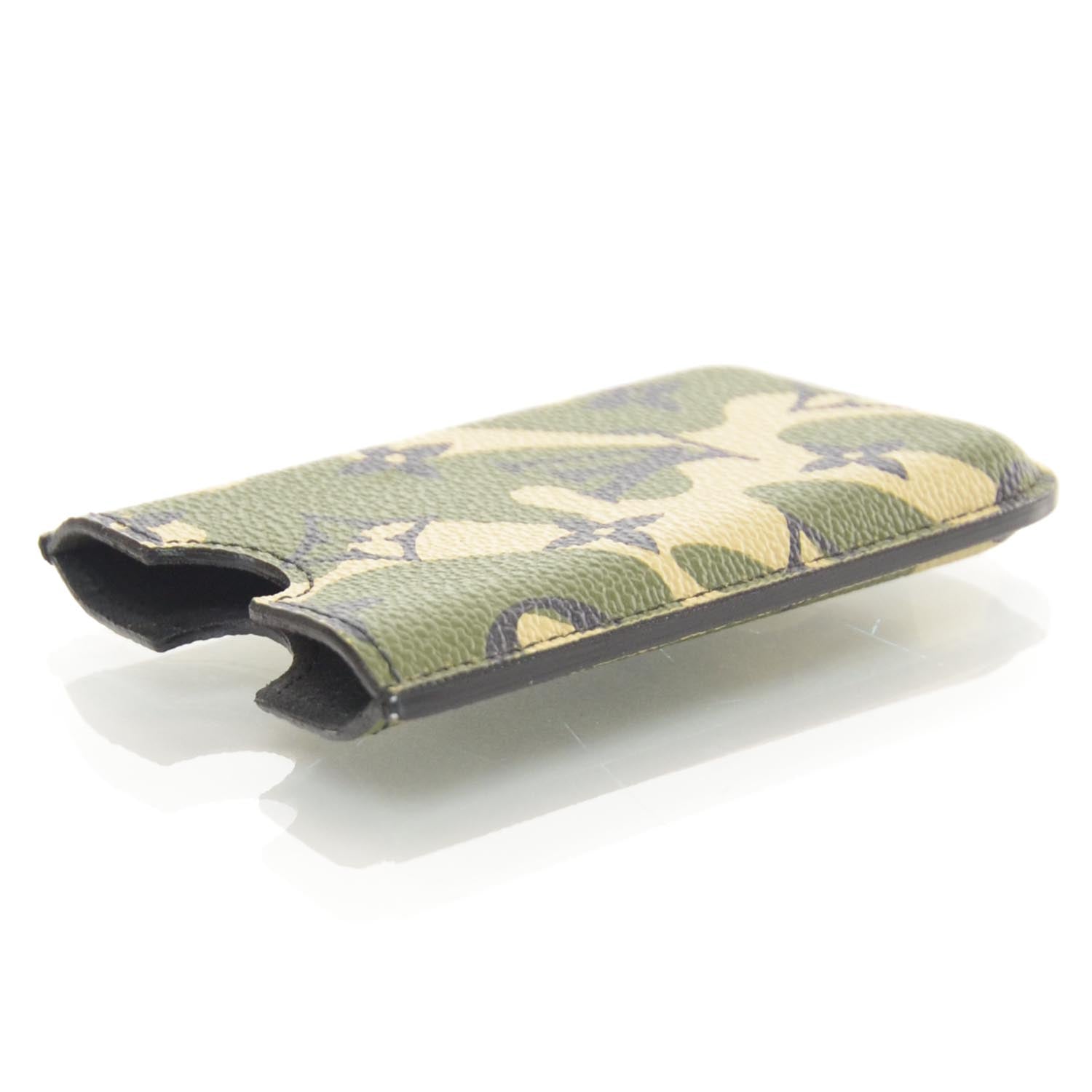 Louis Vuitton Monogramouflage iPhone Case 4 of 6