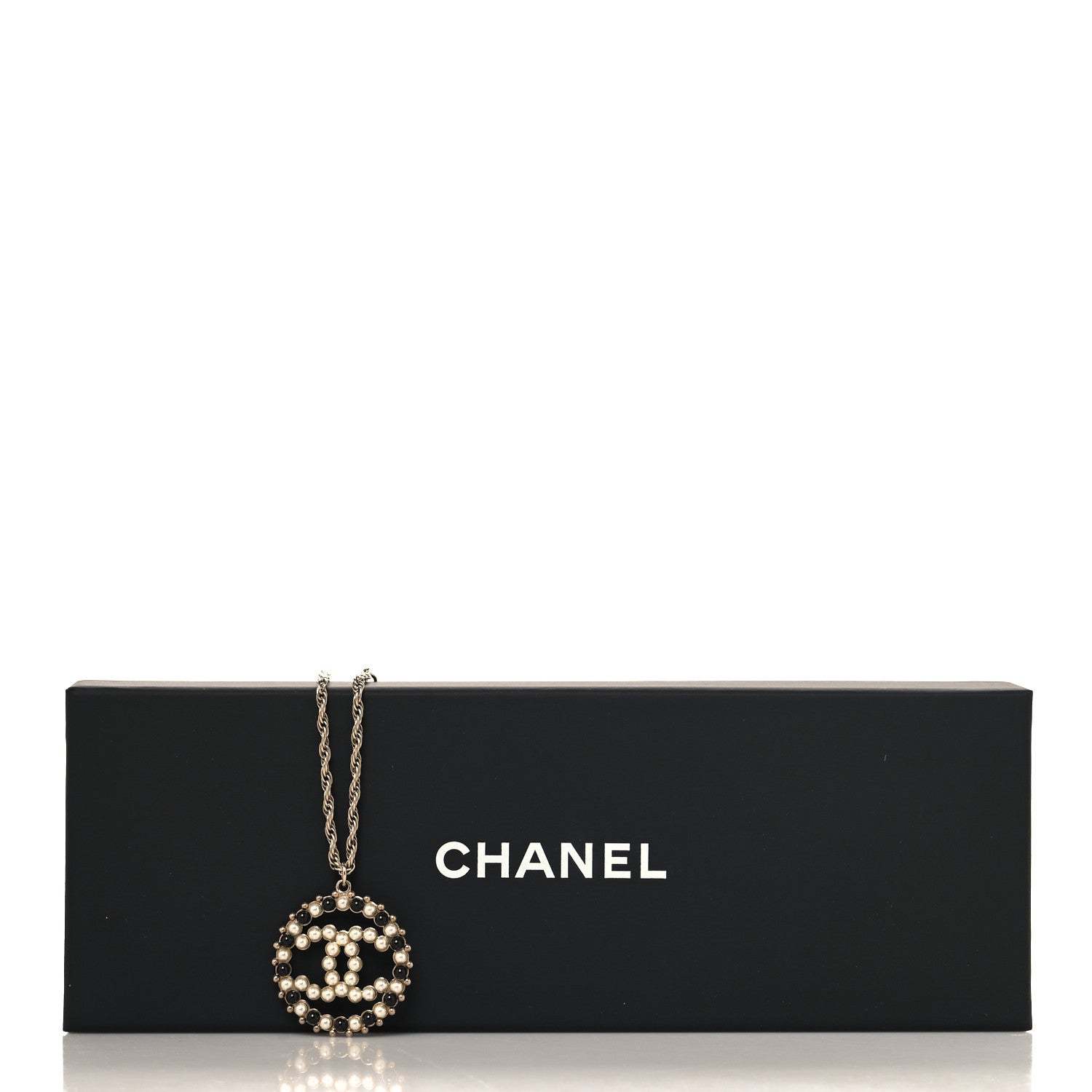 Chanel Pearl CC Round Pendant Necklace Gold Black 5 of 5
