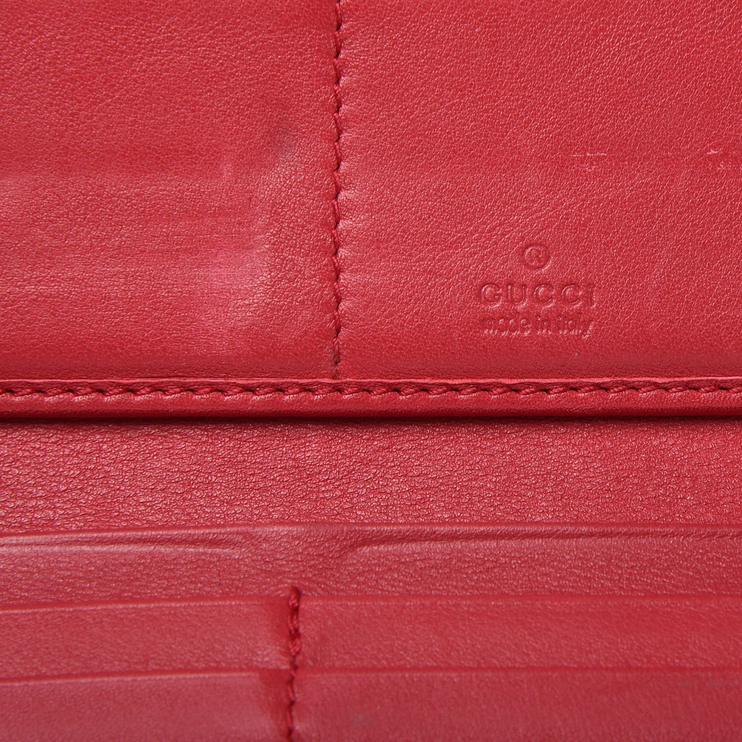 Microguccissima Interlocking G Continental Wallet Red