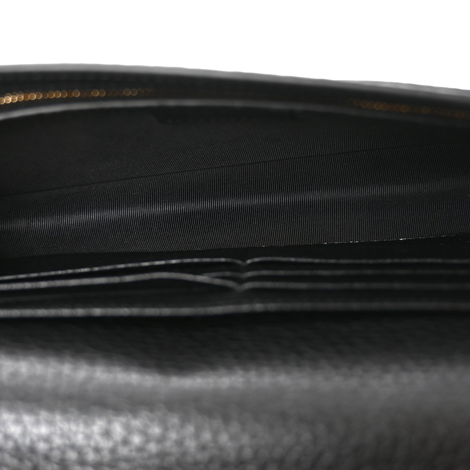 Gucci GG Grainy Calfskin Emblem Wallet On Chain Black 5 of 11