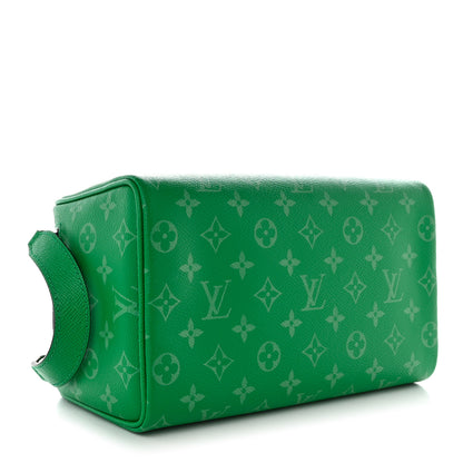 Louis Vuitton Taigarama Dopp Kit Toilet Pouch Cactus Green 4 of 9