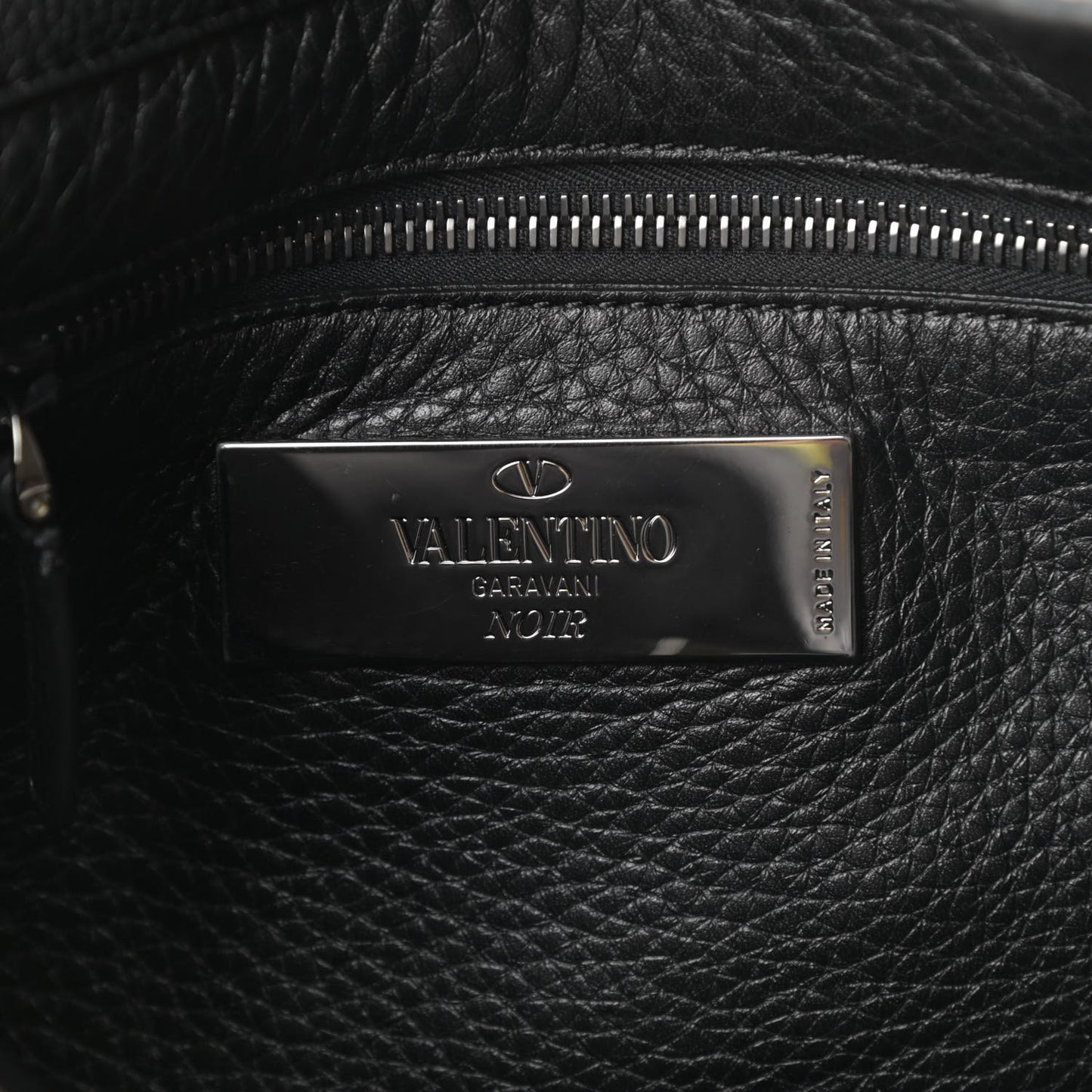 Pebbled Calfskin Small Rockstud Rolling Flip-Lock Messenger Bag Black