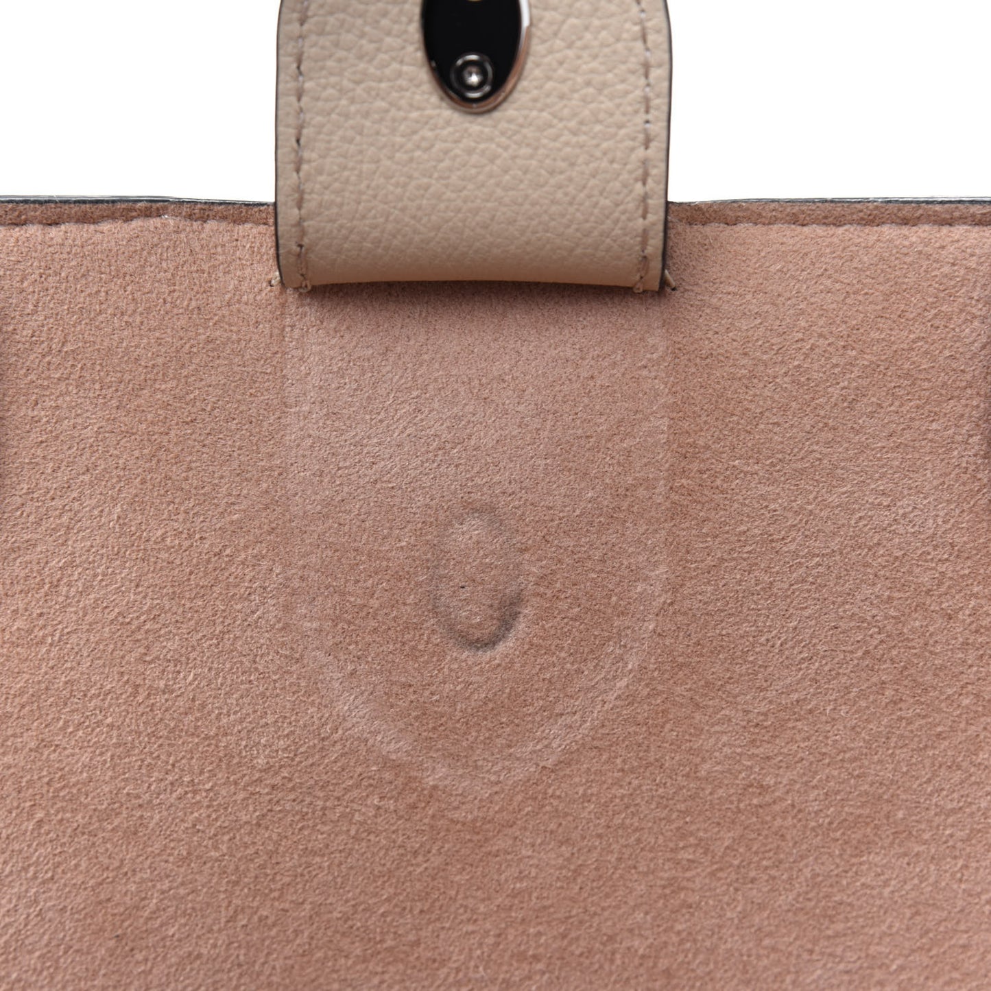 Calfskin Lockme Cabas Vanille Black