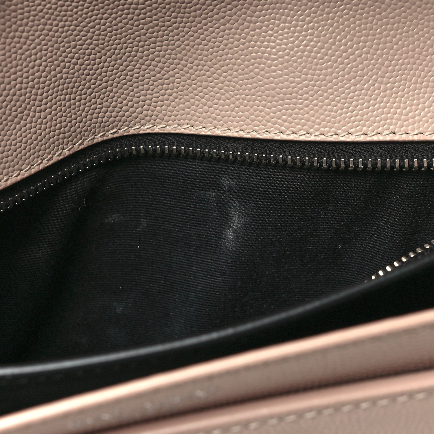Saint Laurent Grain De Poudre Monogram Cassandra Clasp Bag Marble Pink 11 of 12