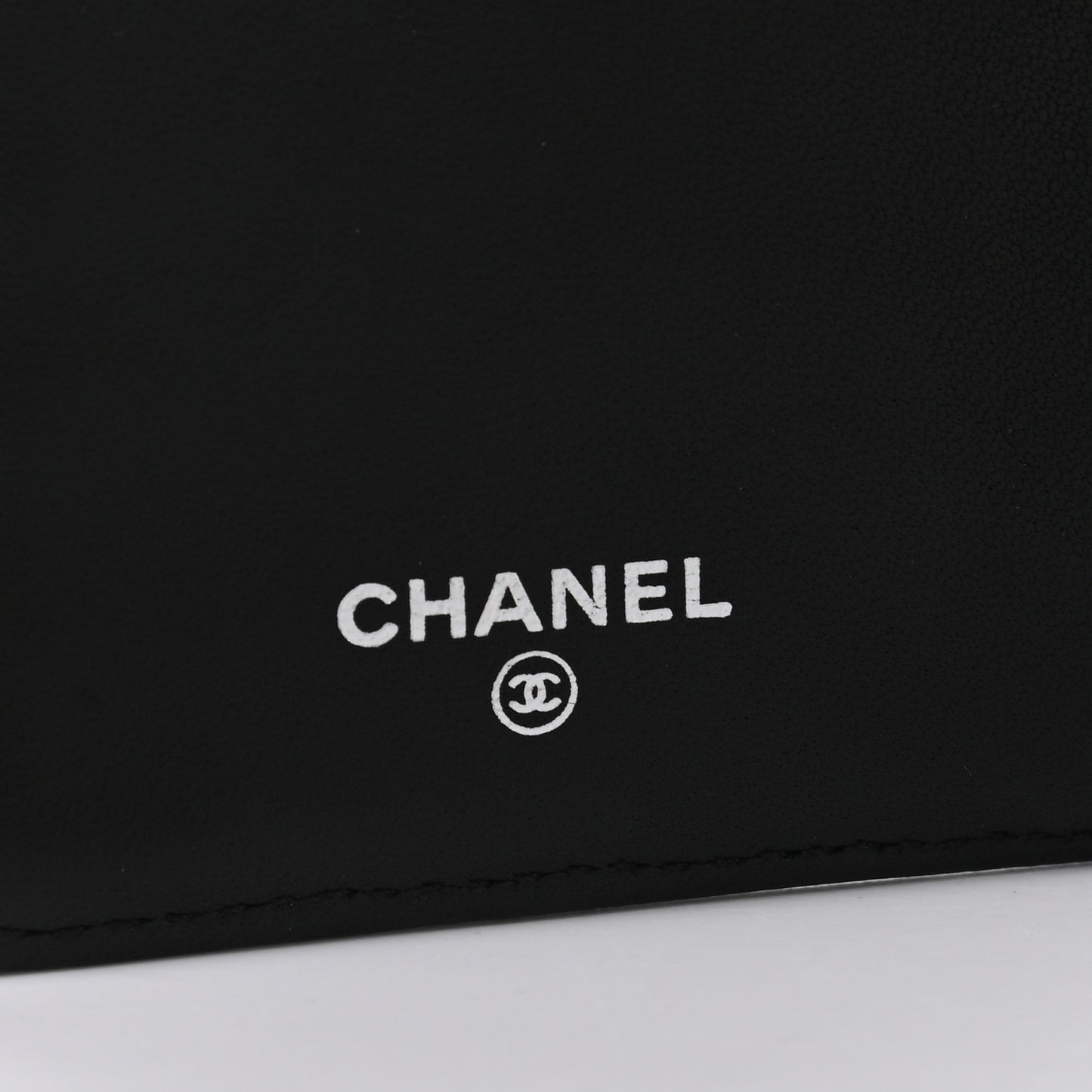 Lambskin Quilted Yen Wallet Black