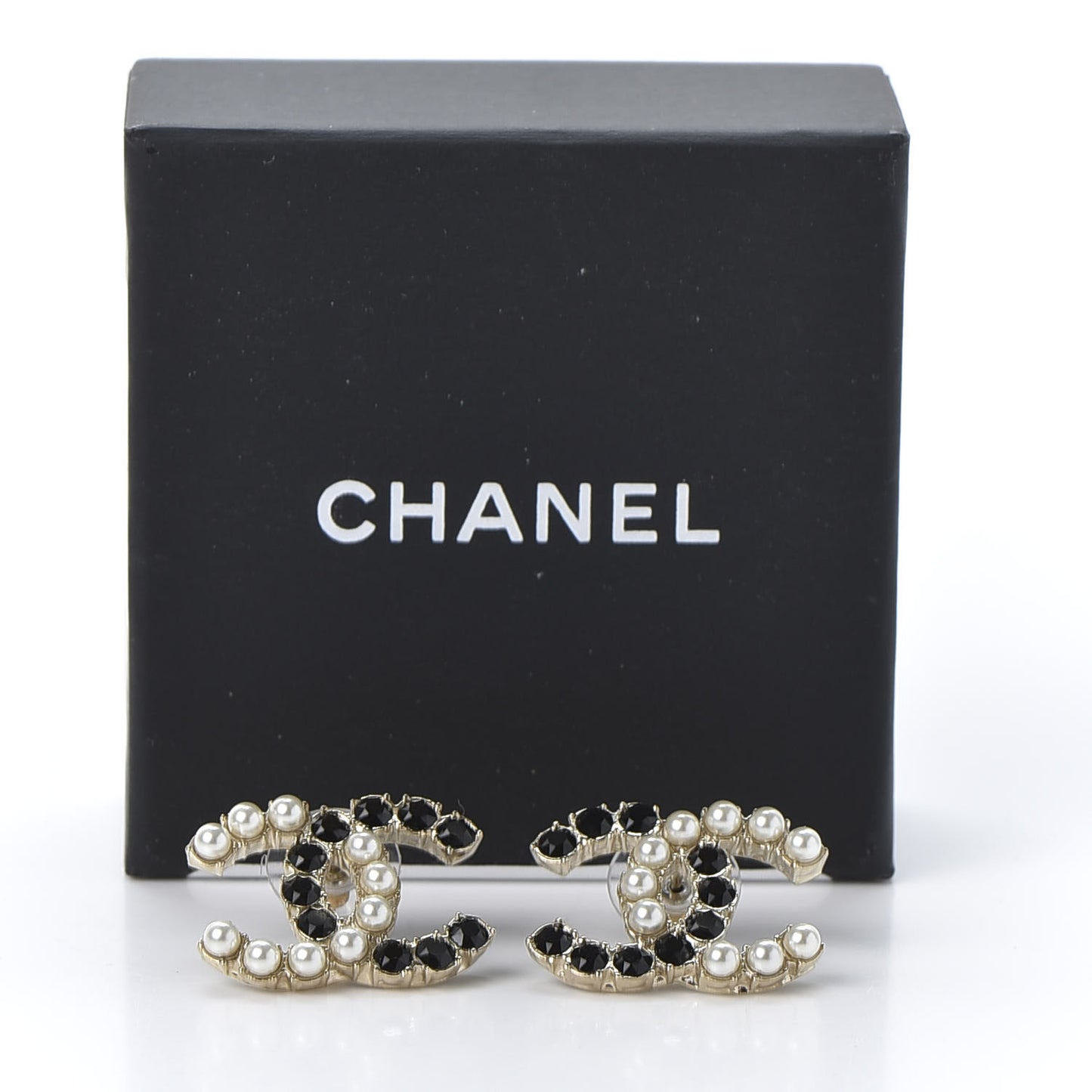 Resin Pearl CC Dazzling Domino Earrings Gold Black