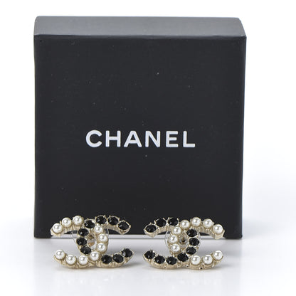 Chanel Resin Pearl CC Dazzling Domino Earrings Gold Black 6 of 6