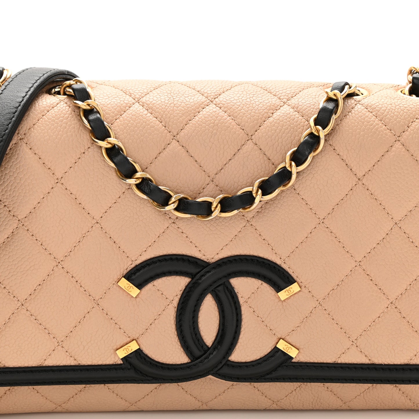 Caviar Quilted Medium CC Filigree Flap Beige Black