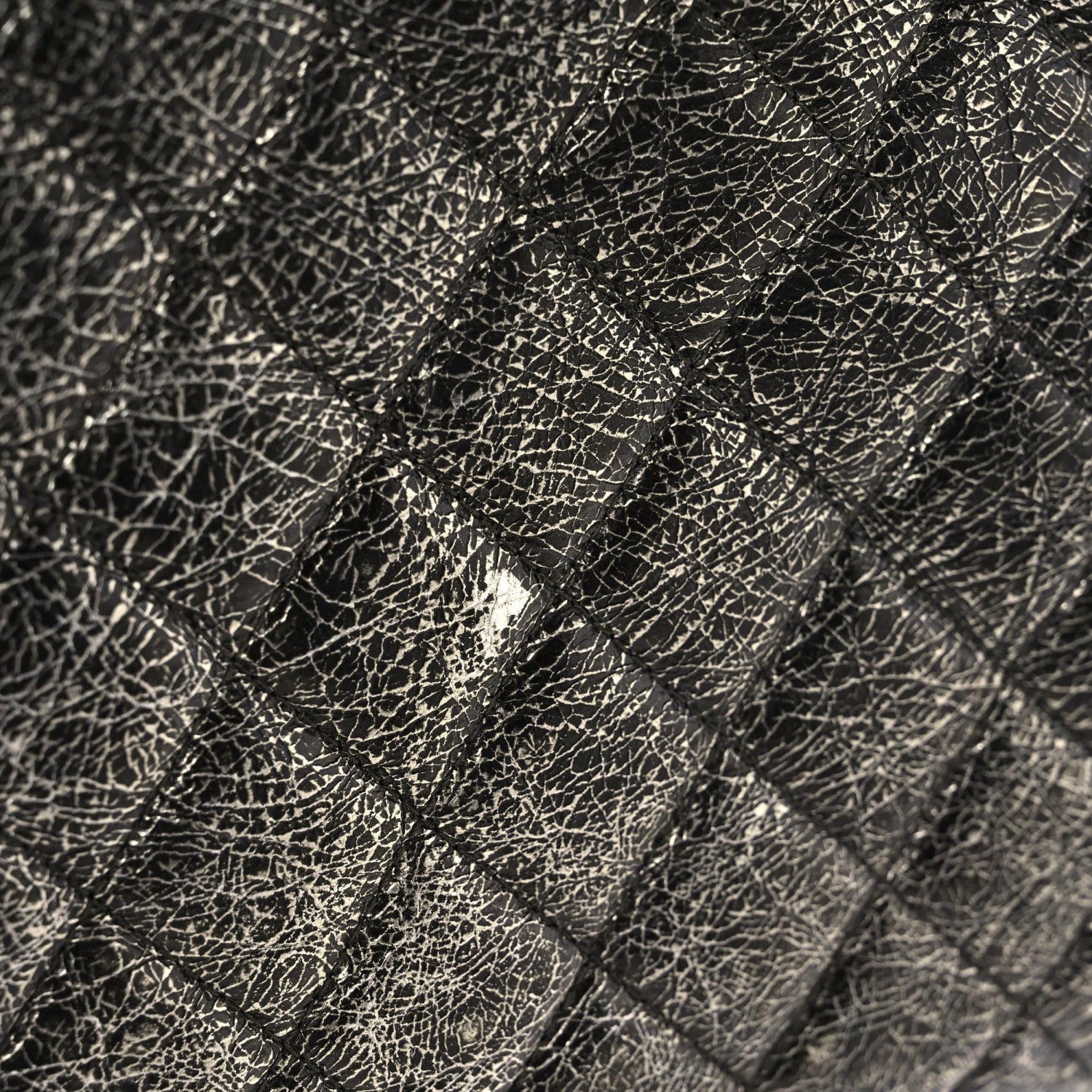 Chanel Cracked Metallic Calfskin Quilted Large Boy Cosmetic Case Silver 10 of 17