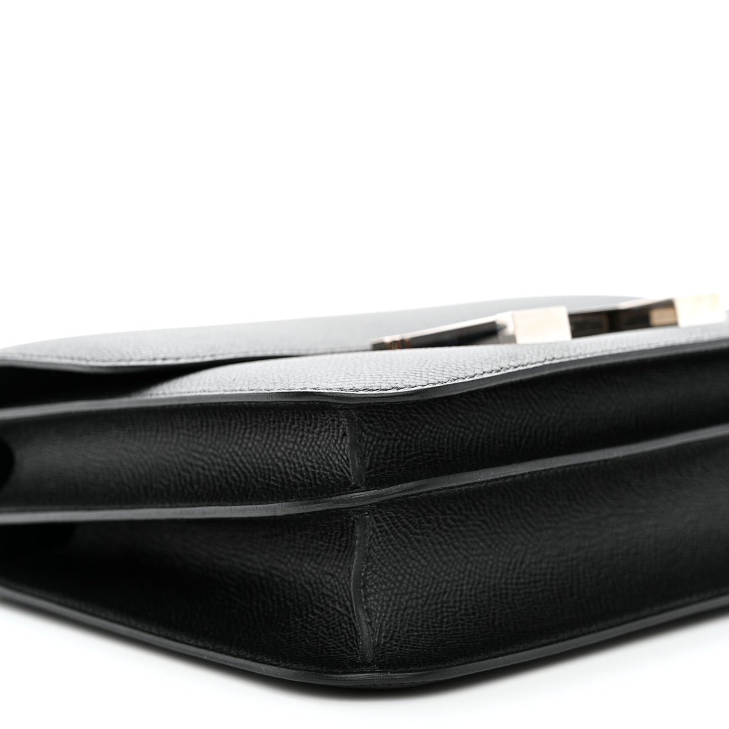 Epsom Constance 24 Black