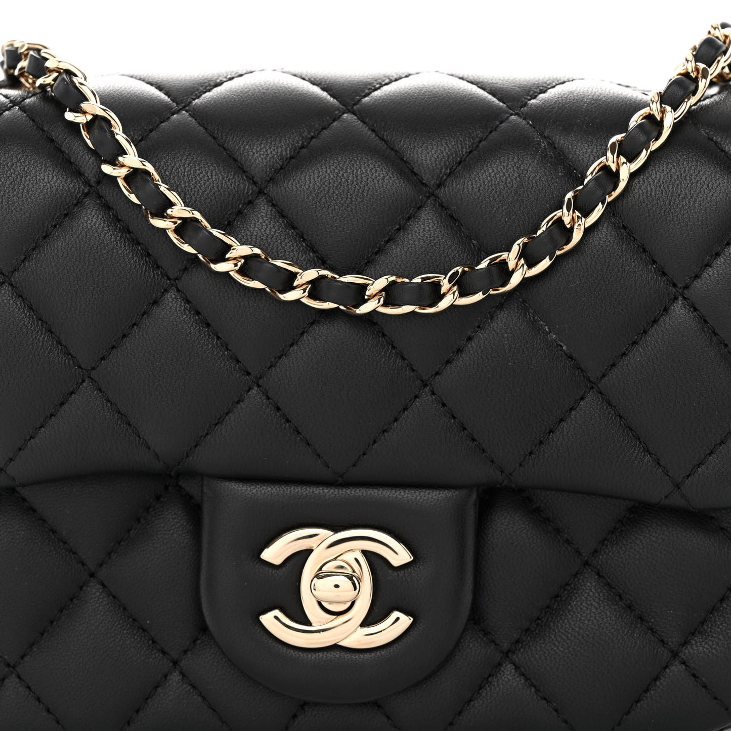 Lambskin Quilted Enamel Mini Pearl Crush Flap Black