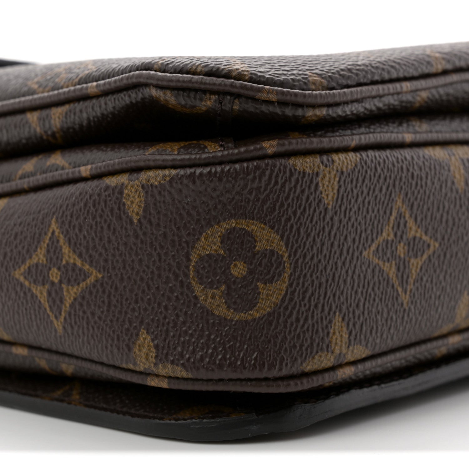 Louis Vuitton Monogram Pochette Metis 8 of 11
