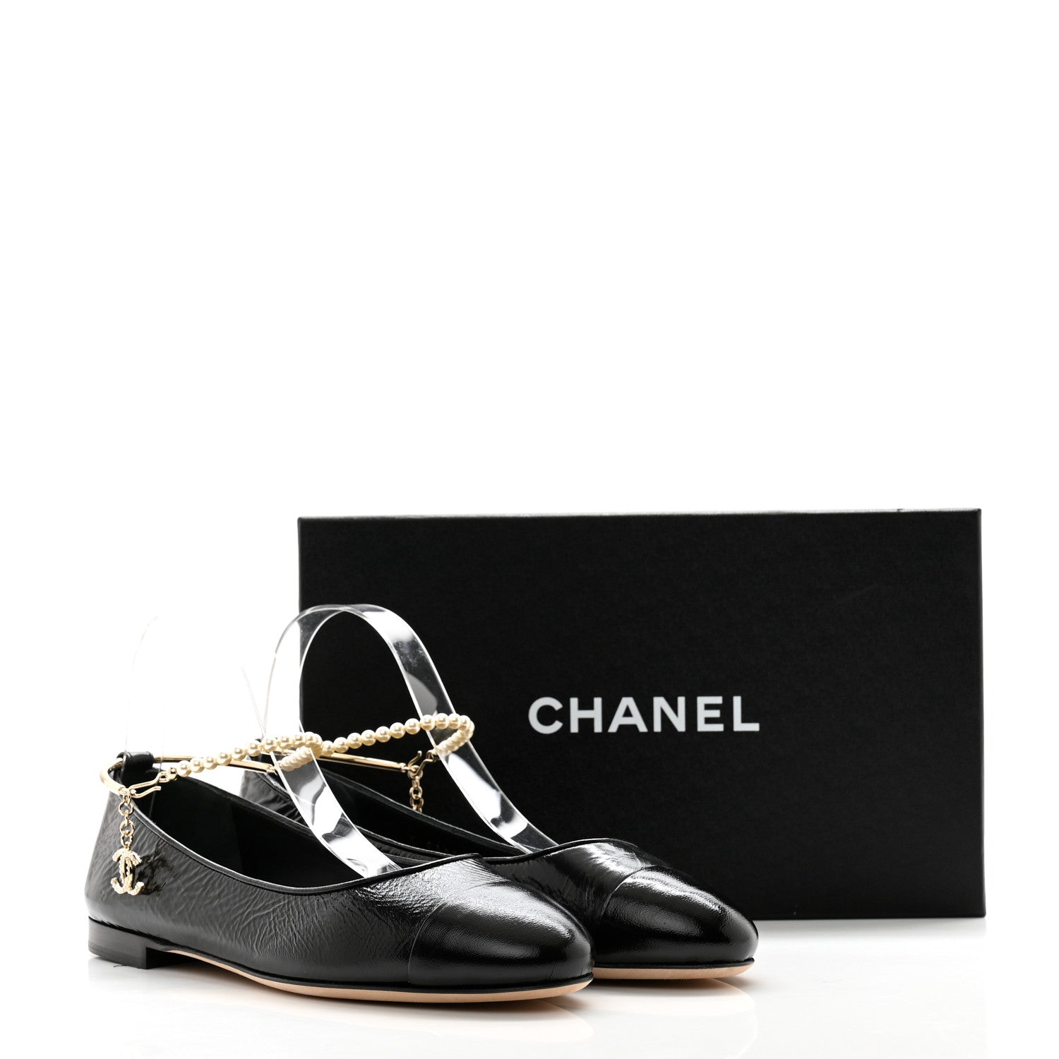 【お値下げ】シャネルパンプス BALLERINES Chanel Shiny Lambskin Pearl Cap Toe Ankle Chain Ballerina Flats 39