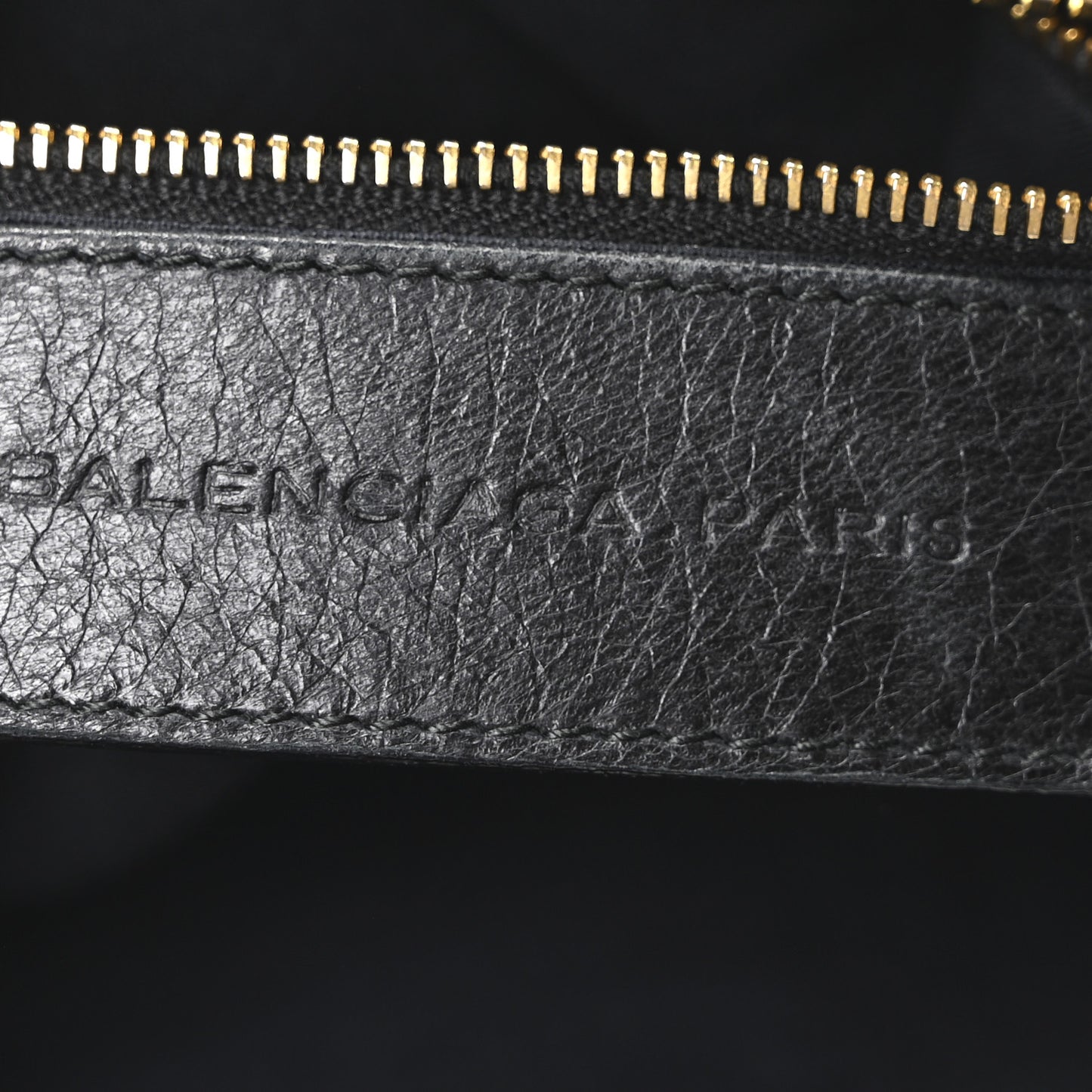 Agneau Giant 12 Gold Hardware Part Time Black