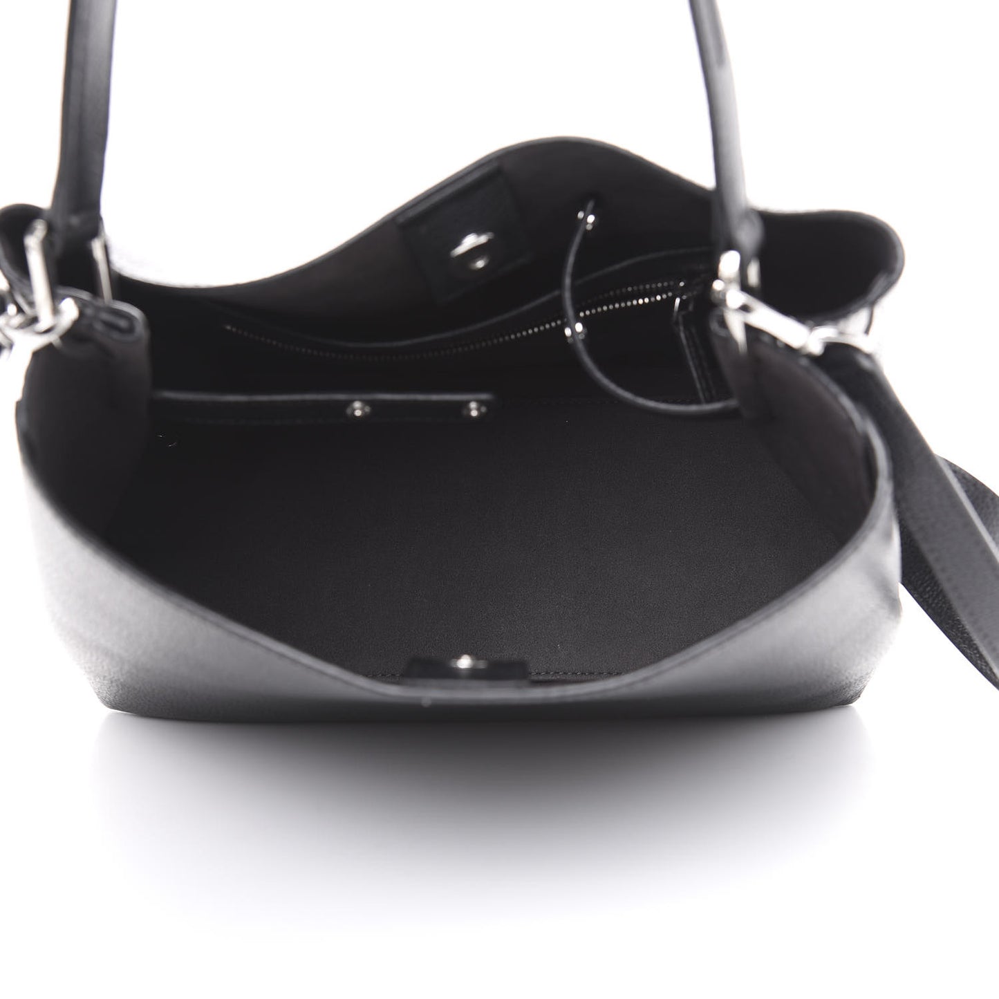 Grained Calfskin Visetos Medium Sarah Hobo Black