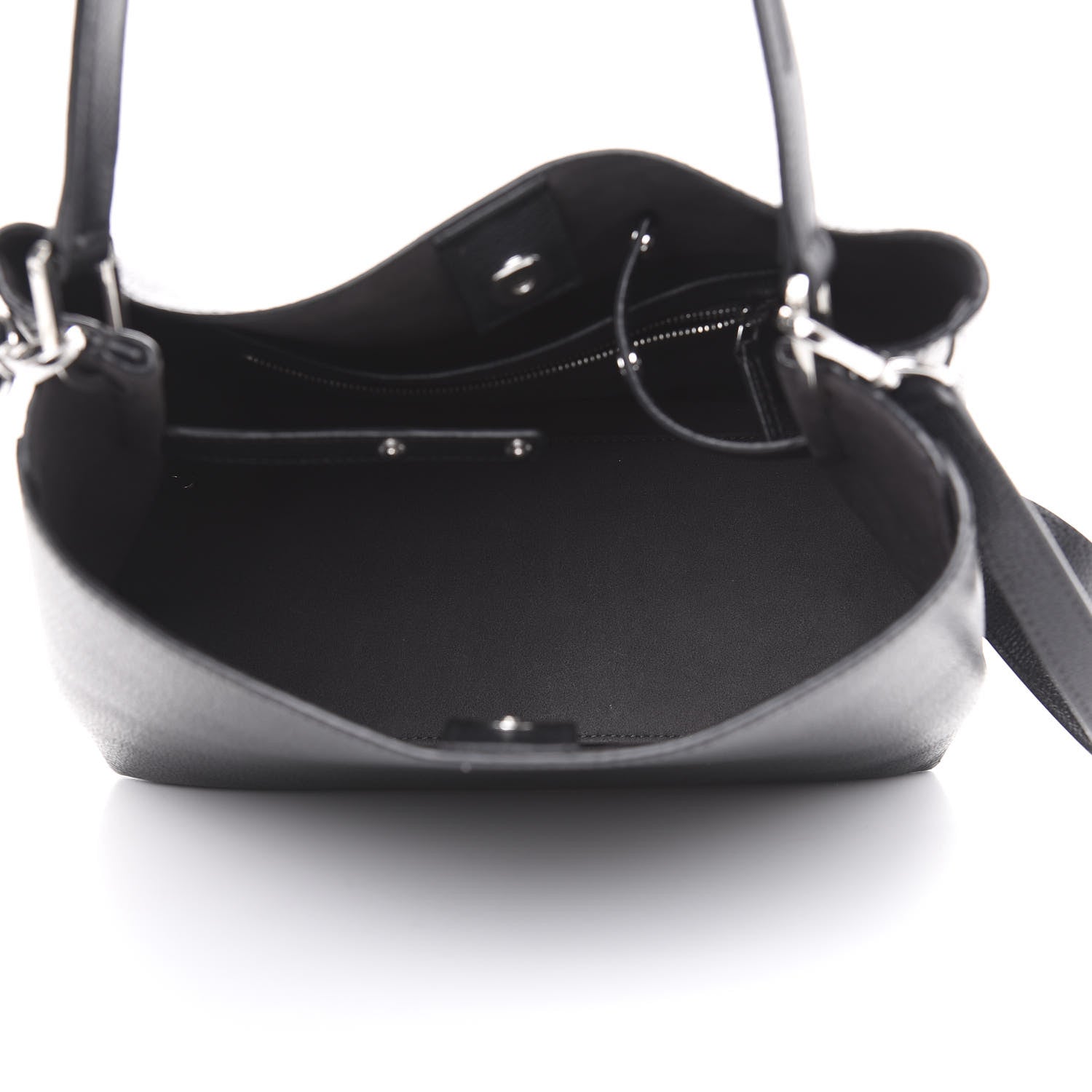 MCM Grained Calfskin Visetos Medium Sarah Hobo Black 6 of 11