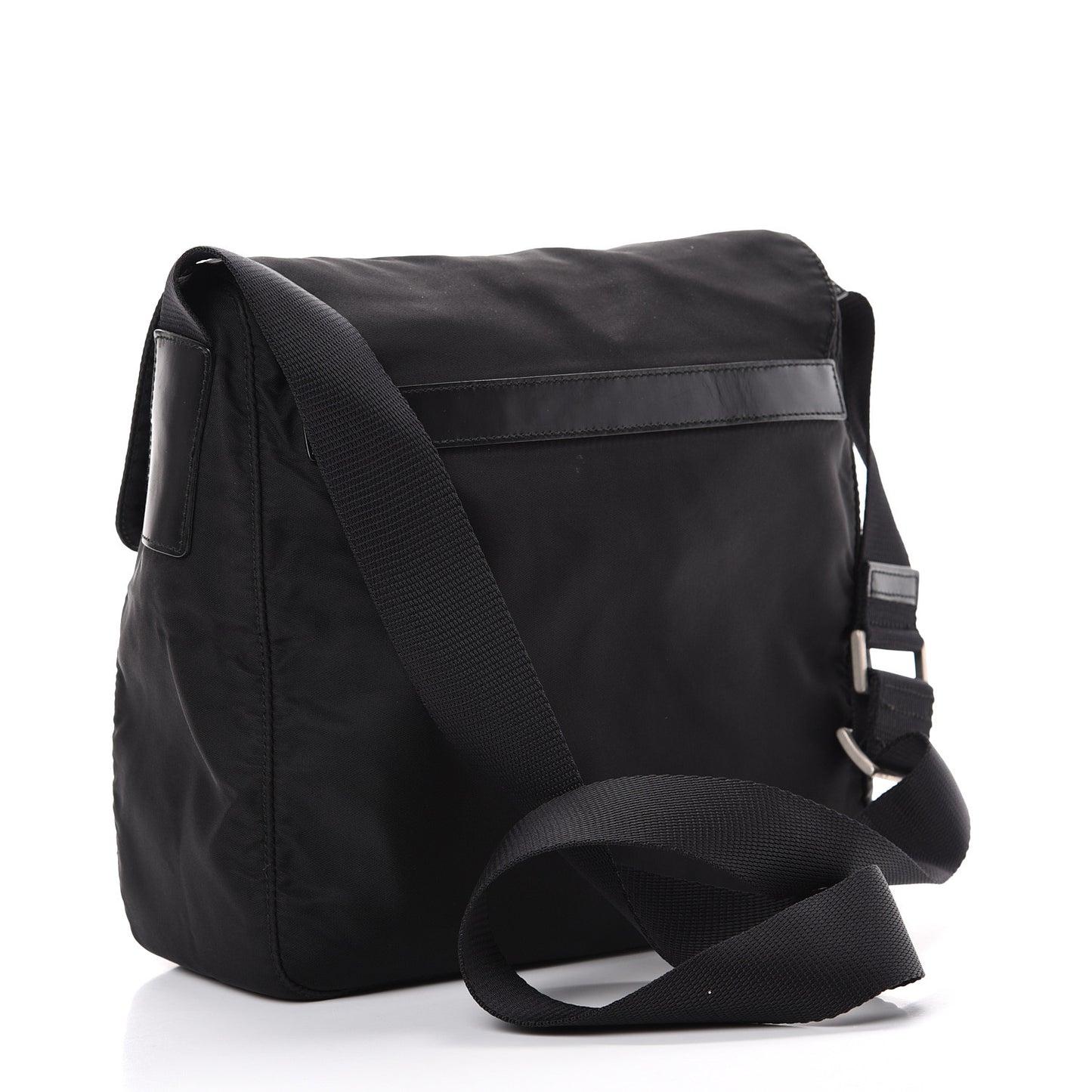 Nylon Vela Messenger Black