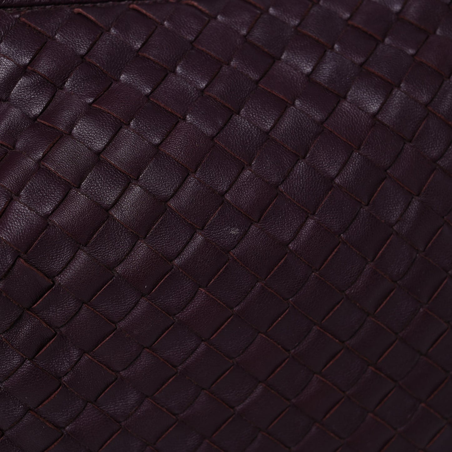 Nappa Intrecciato Medium Veneta Hobo Aubergine