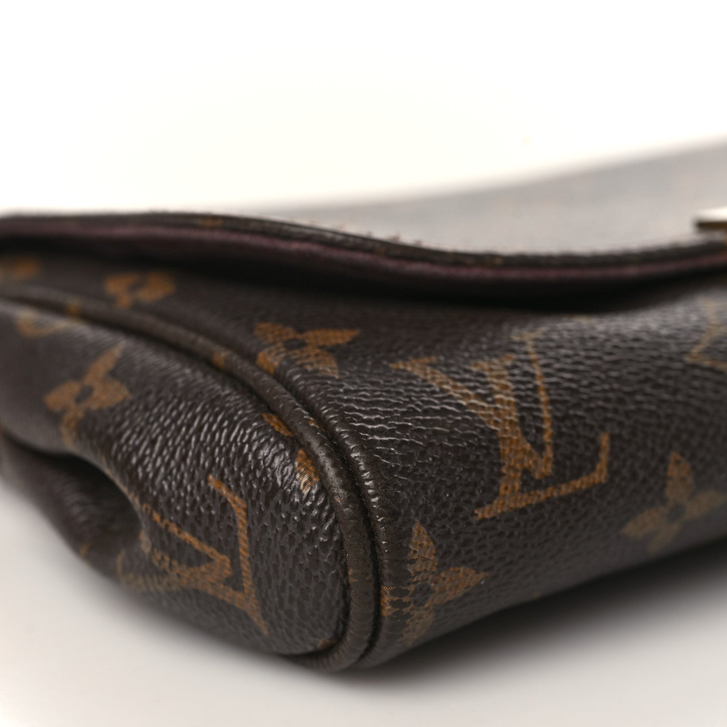 Louis Vuitton Monogram Favorite PM 8 of 18