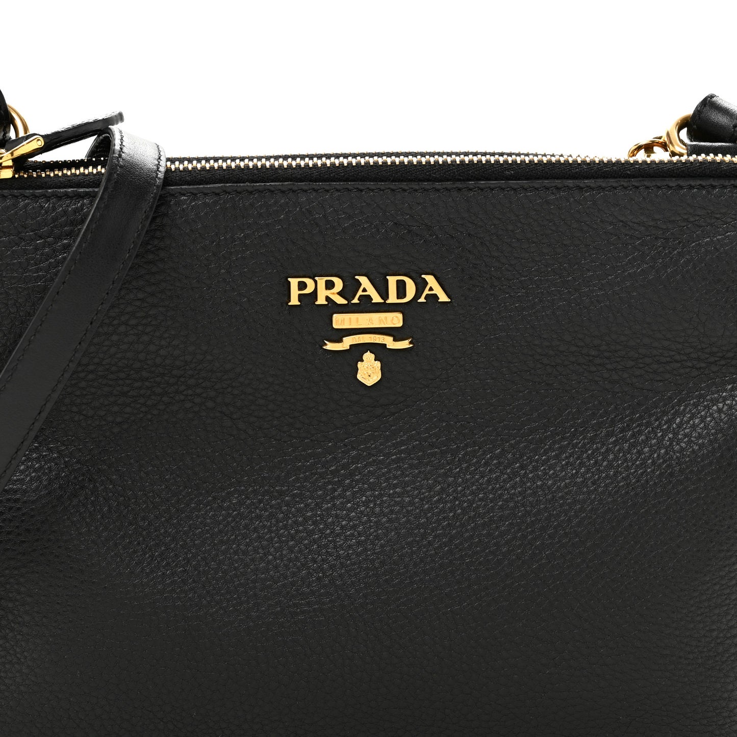 Vitello Daino Double Zip Crossbody Bag Black