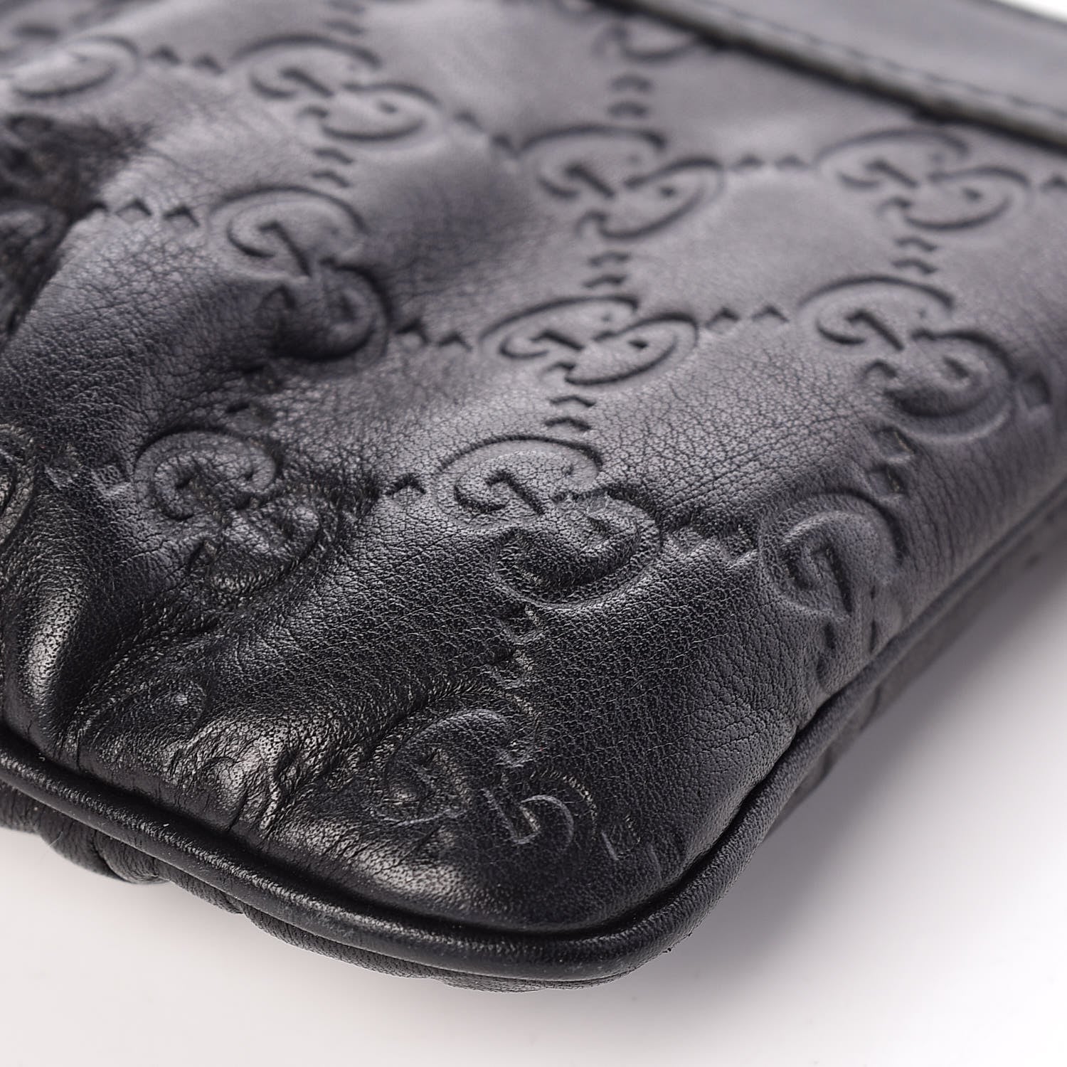 Gucci Guccissima Signature New Britt Wristlet Black 8 of 10