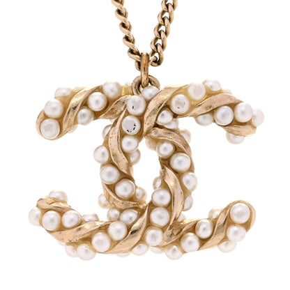 Chanel Pearl CC Pendant Necklace Light Gold 4 of 5