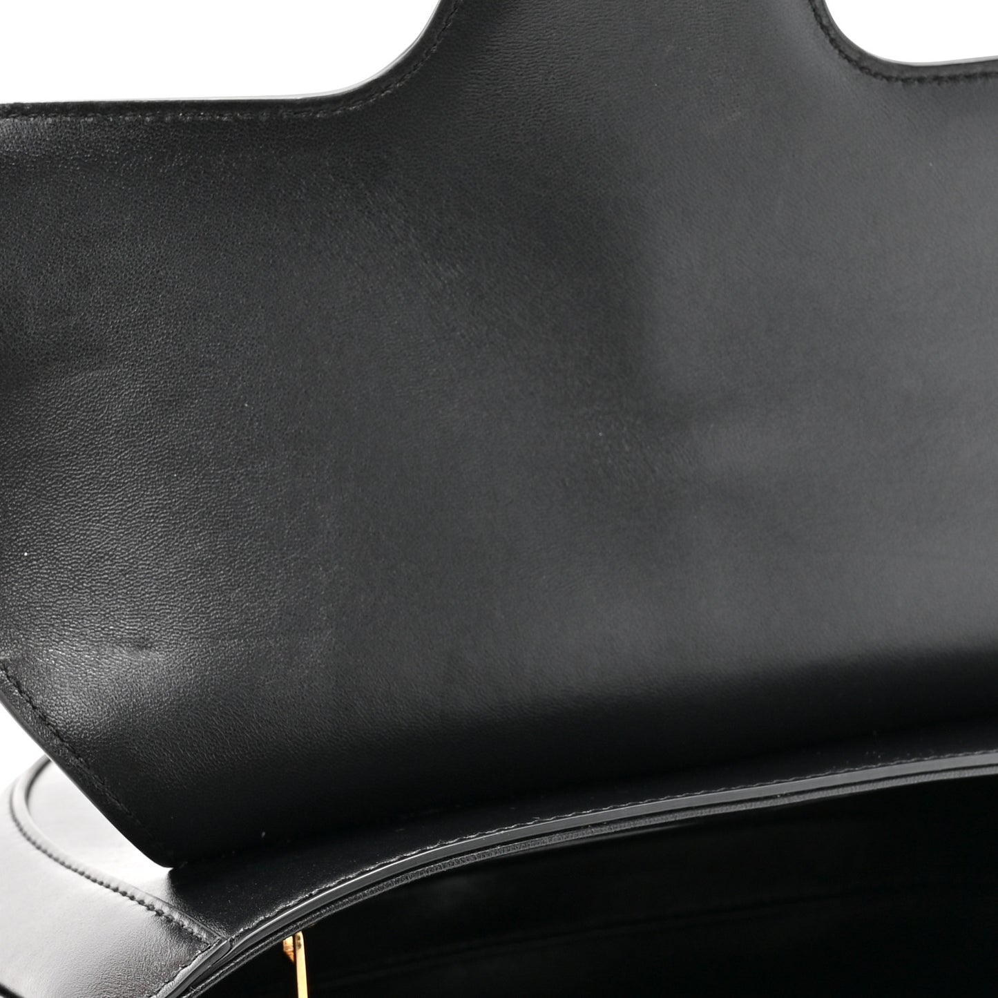 Satinated Calfskin Medium Besace 16 Black