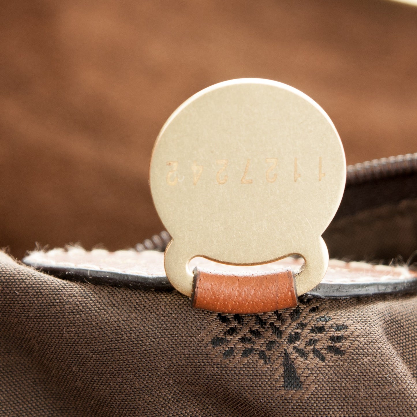 Soft Buffalo Oversized Alexa Oak