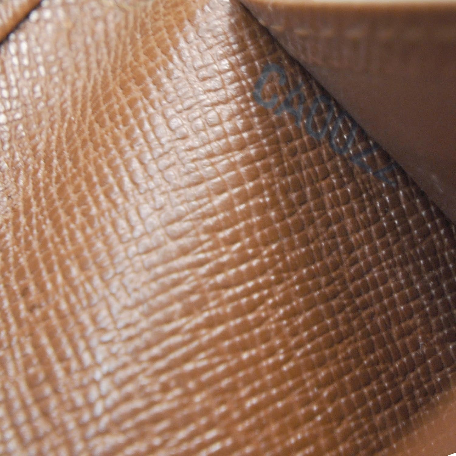 Louis Vuitton Monogram Mens Billfold Wallet 6 Credit Card Slots 7 of 8