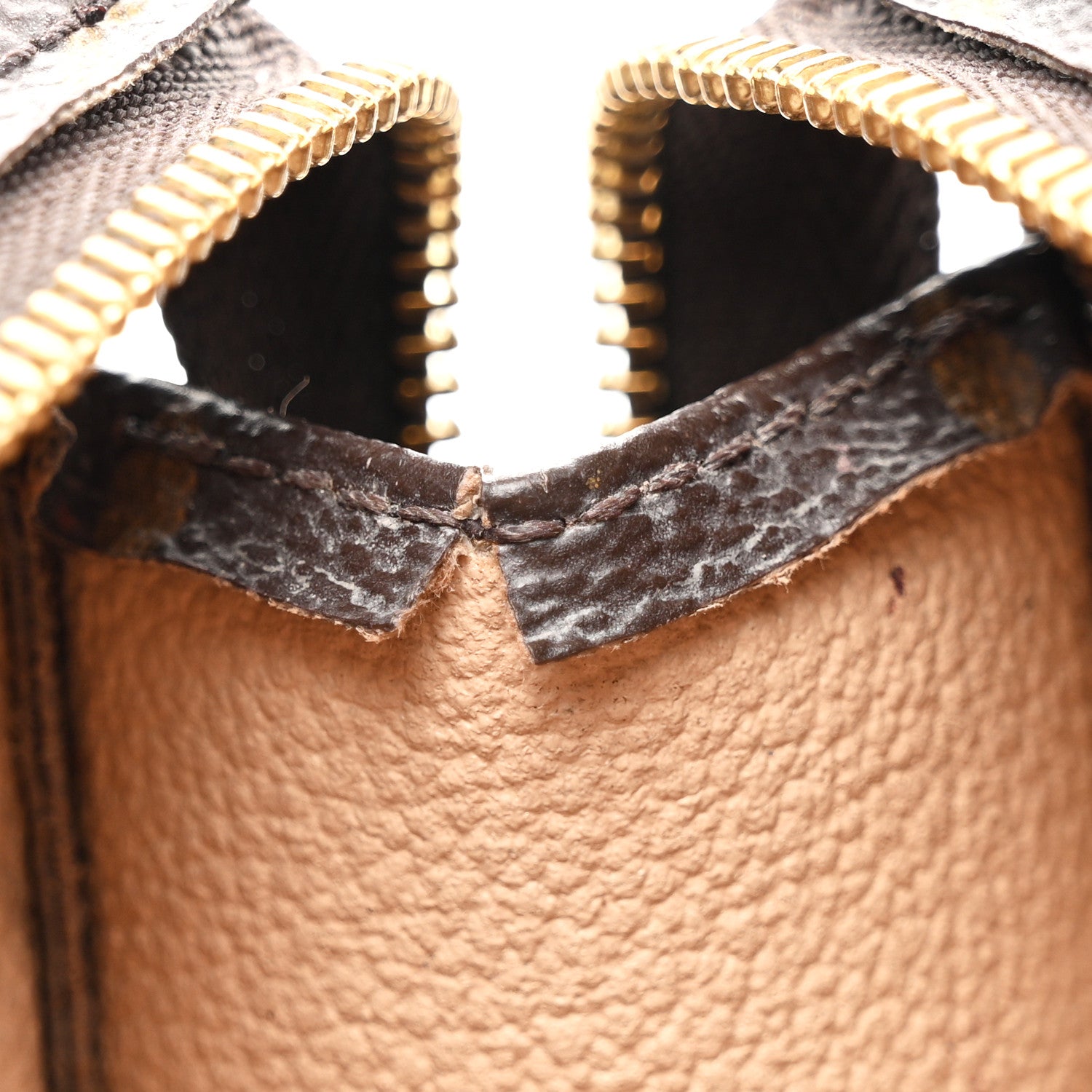 Louis Vuitton Monogram Toiletry Pouch 26 8 of 8