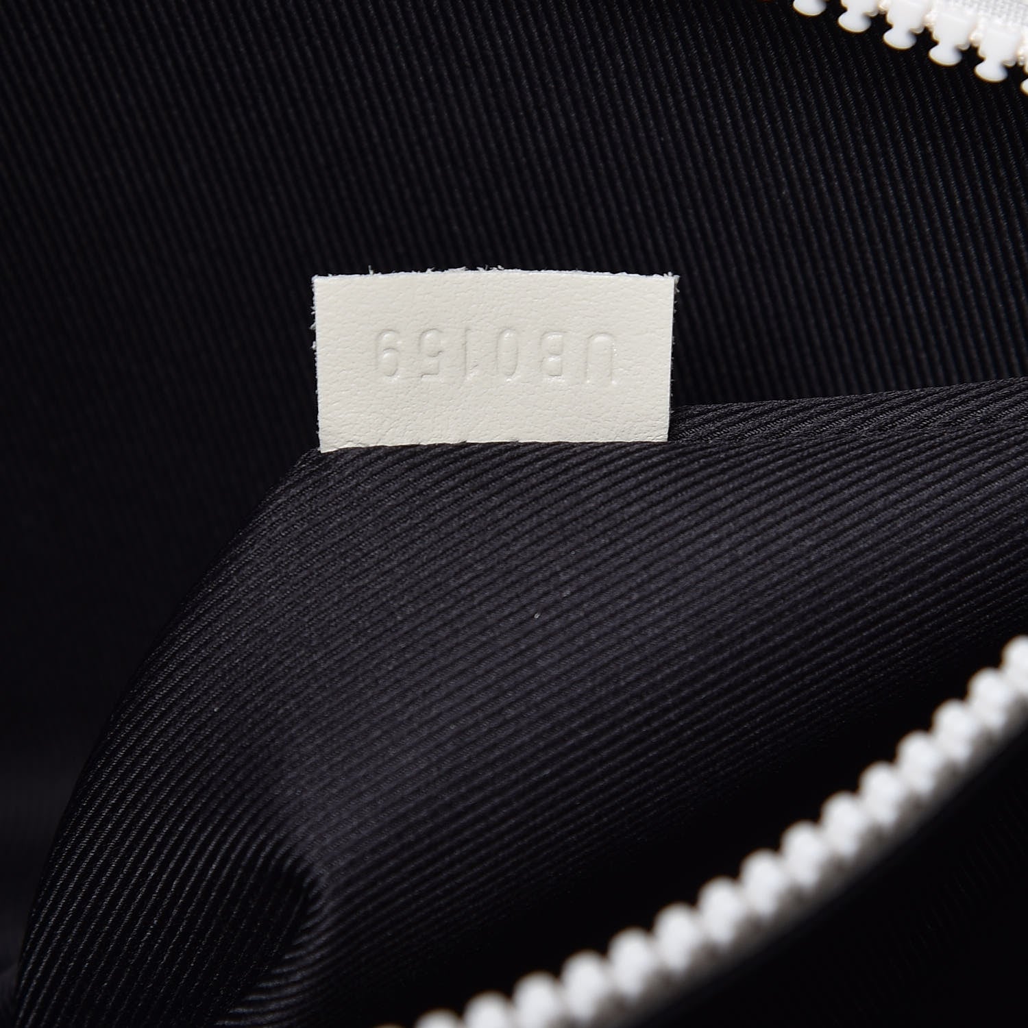 Louis Vuitton Taurillon Monogram Sac Plat Powder White 7 of 10