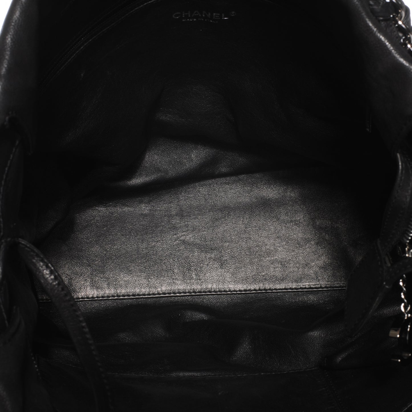 Calfskin Luxe Ligne Tote Black